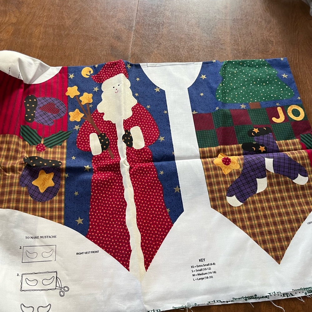 Festive Santa Patchwork Fabric Panel - Red, Blue, Green, quilt top and wreaths